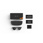 Lieferumfang der Oakley Meta-Brille: Lade-Etui für Oakley Meta, Oakley Meta-AI Glasses, Einrichtungsanleitung.