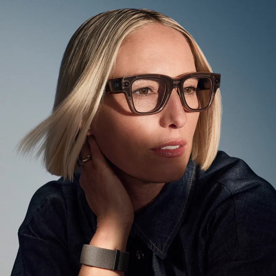 Meta Ray-Ban DisplayグラスとNeural Bandをチェック | Meta (ja-JP)