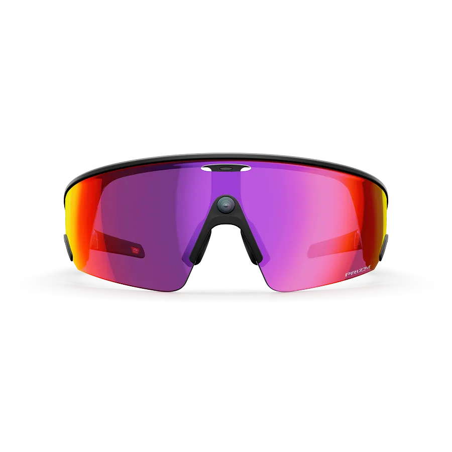 Vista frontale degli occhiali Oakley Meta Vanguard con montatura nero opaco e lenti Prizm™ Road.