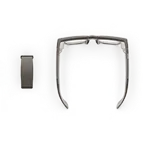 Vy uppifrån av Meta Neural Band i Sand och Meta Ray-Ban Display-glasögon med båge i Sand och glas i Grey Transitions®.