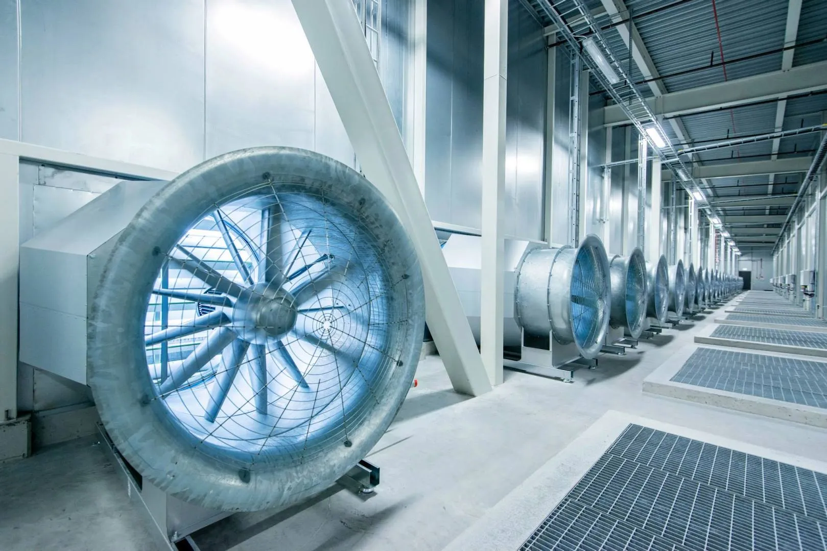 Ventilatoren zur Kühlung im Meta-Rechenzentrum in Luleå