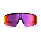 Vista frontale degli occhiali Oakley Meta Vanguard con montatura nero opaco e lenti Prizm™ Road.