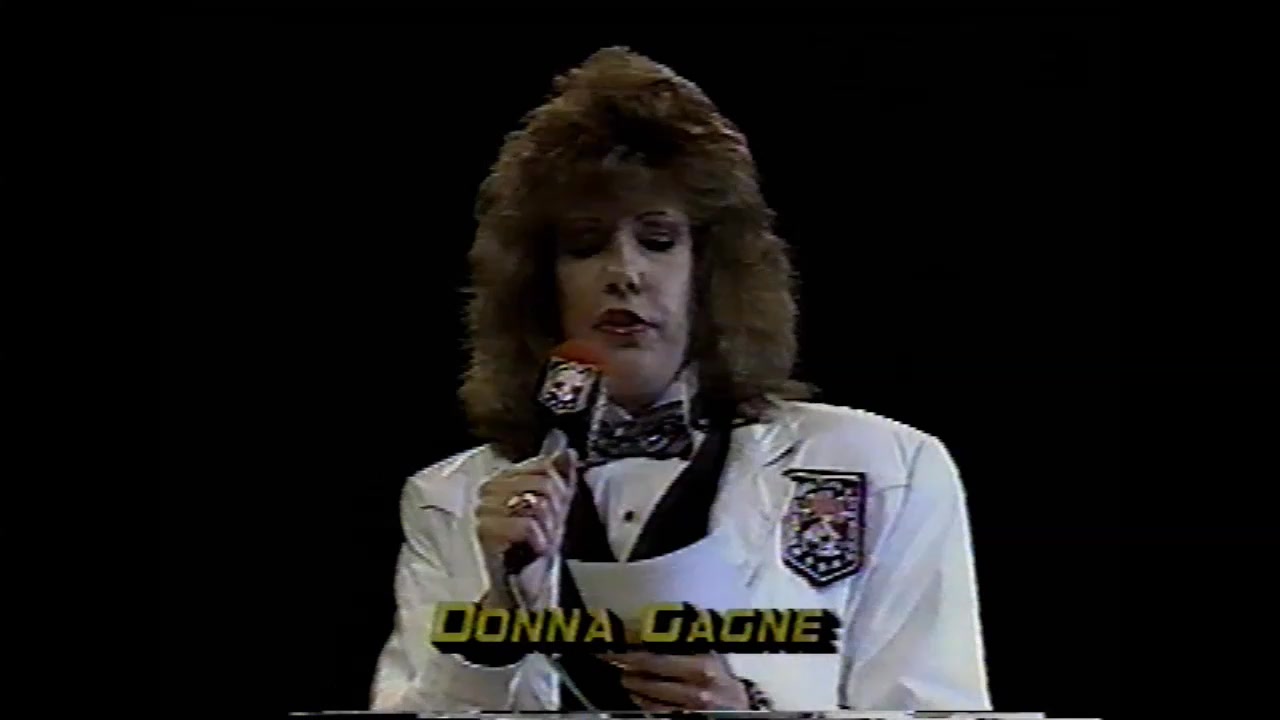 Dawn Marie LOVES to dance ECW: Hardcore TV July 29th, 2000 