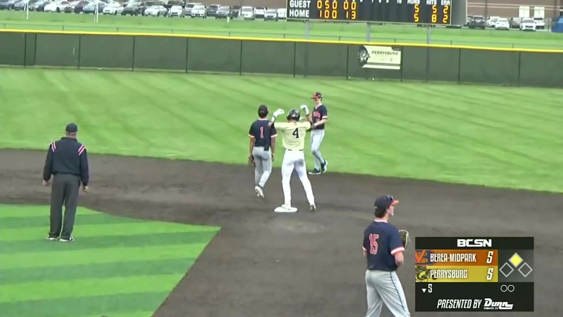 The Yellow Jackets tie it up! Braxton Mefferd brings home Ryan Rettig ...