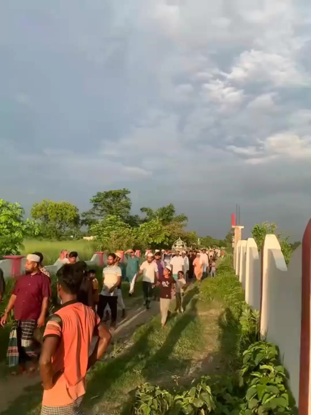 যুবক বন্ধু একদিন রাত পোহালে দেখবা তুমি আর নাই😢😢 #foryou #viral #viralp