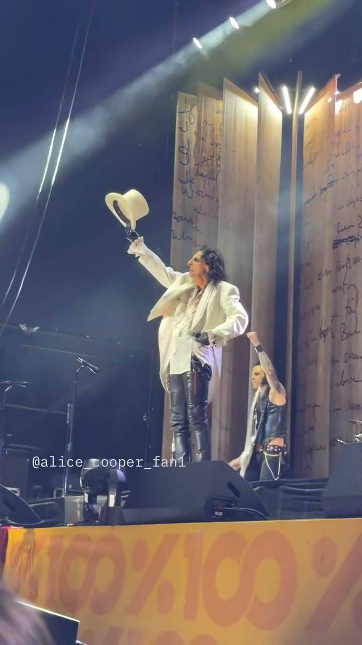 Tour Rollcall! 🎥 @alice_cooper_fan1 | Alice Cooper