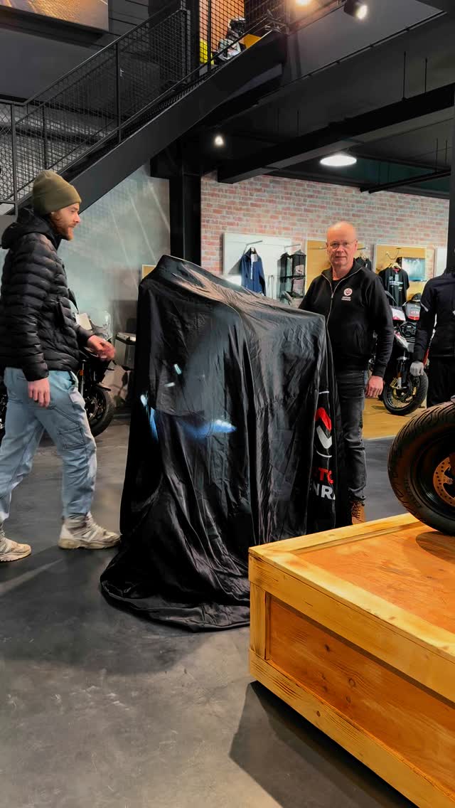 2025 BMW R1300GS Trophy_Peet Edition ! Bike: @bmwmotorrad Dealer ...
