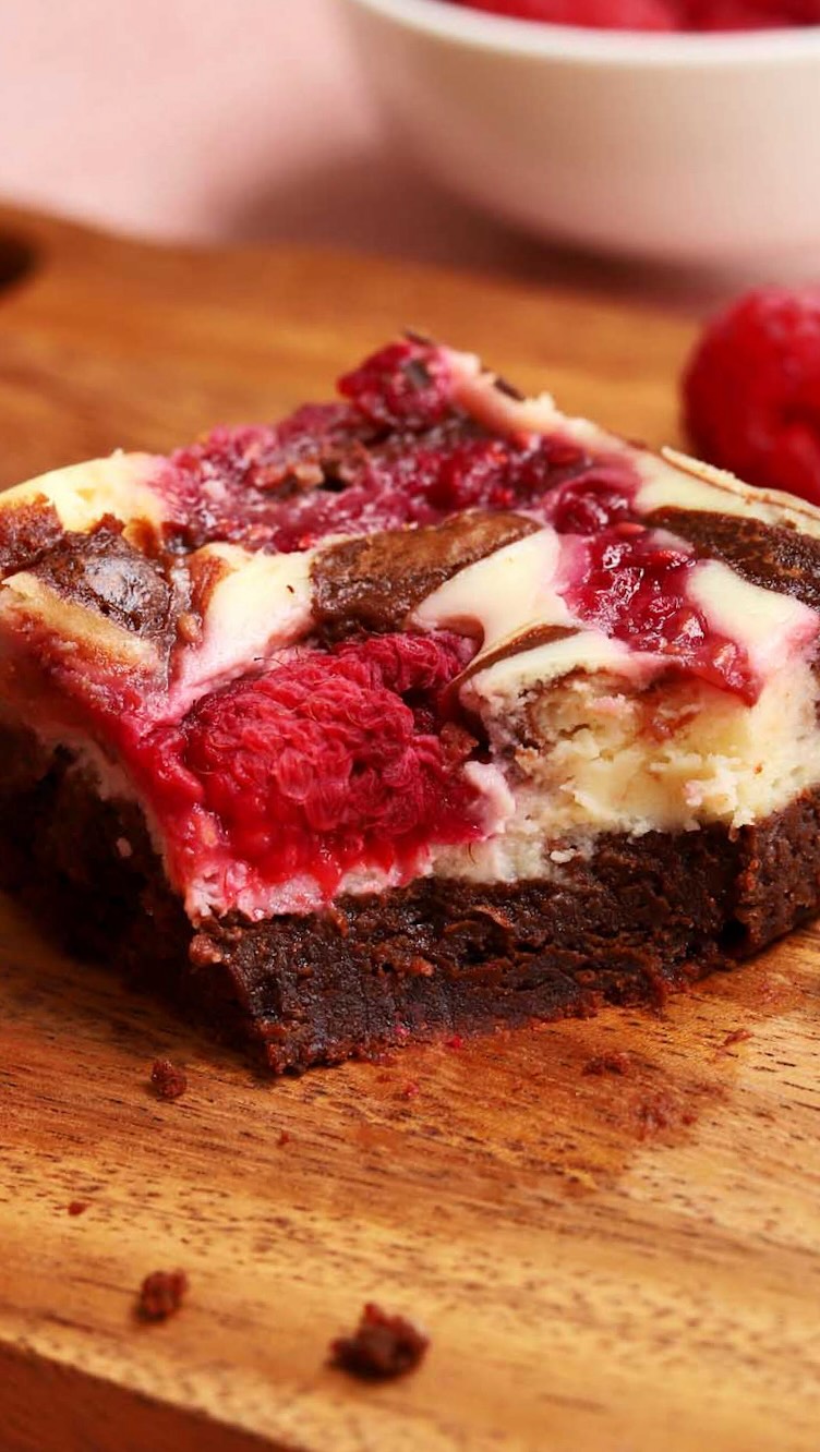 Raspberry Cheesecake Brownies explode with flavor! Tart, tangy, fruity ...