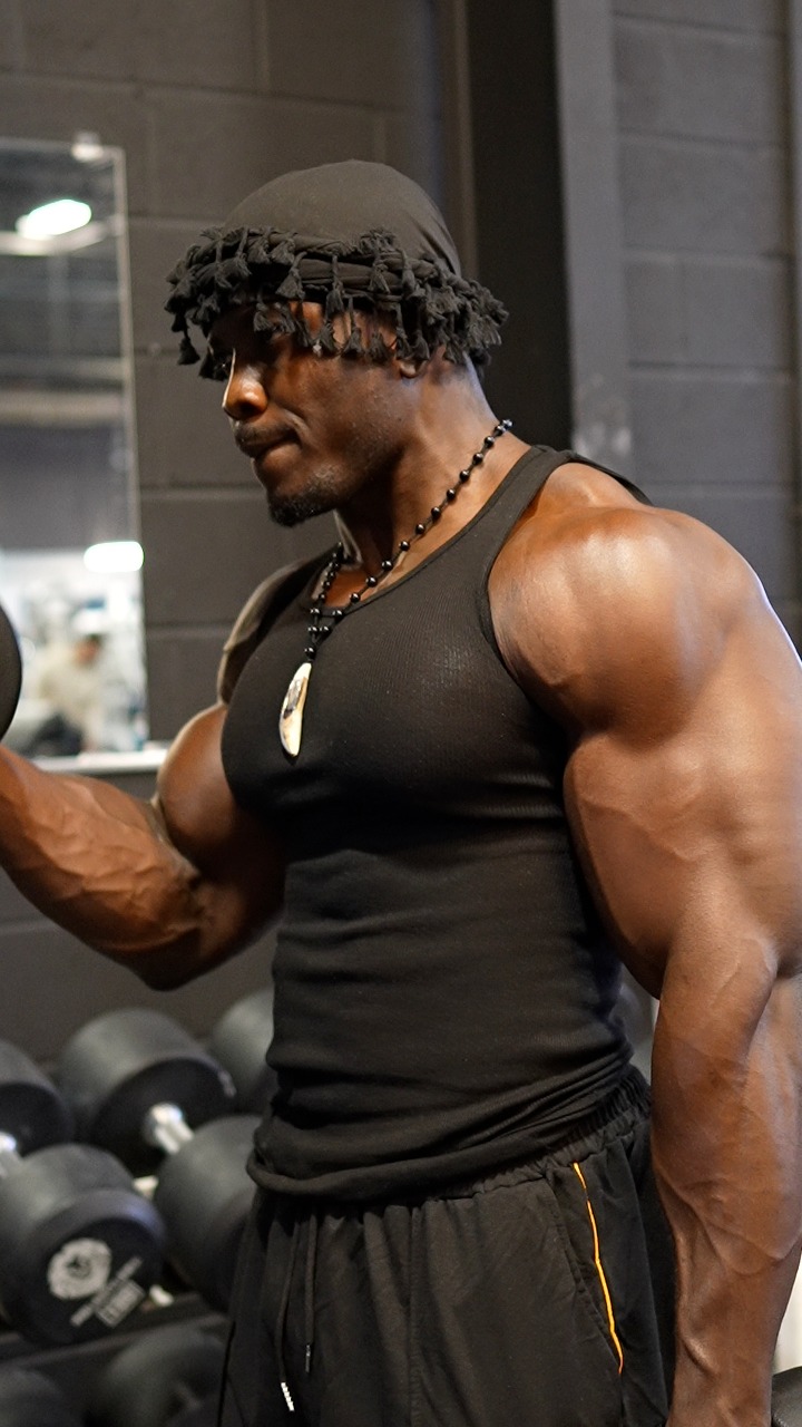 TAG YOUR FAVORITE BODYBUILDER⬇️ please Make sure to subscribe to my ...