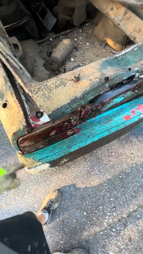 Nissan 300zx ripped apart after being underwater for decades