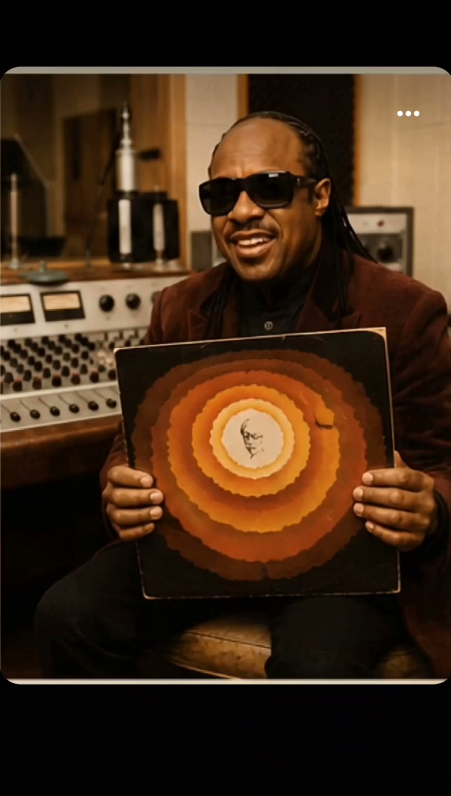Stevie Wonder performing “As” live in 1976, one of the standout