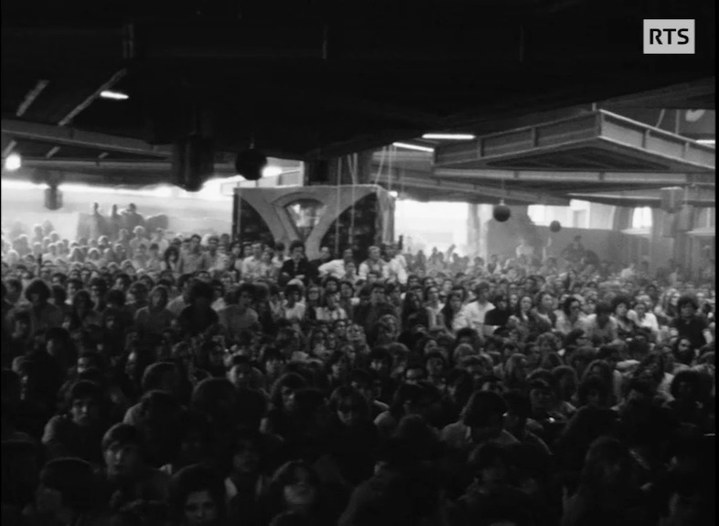 1970, une année après Woodstock, Santana se produit au Montreux Jazz ...