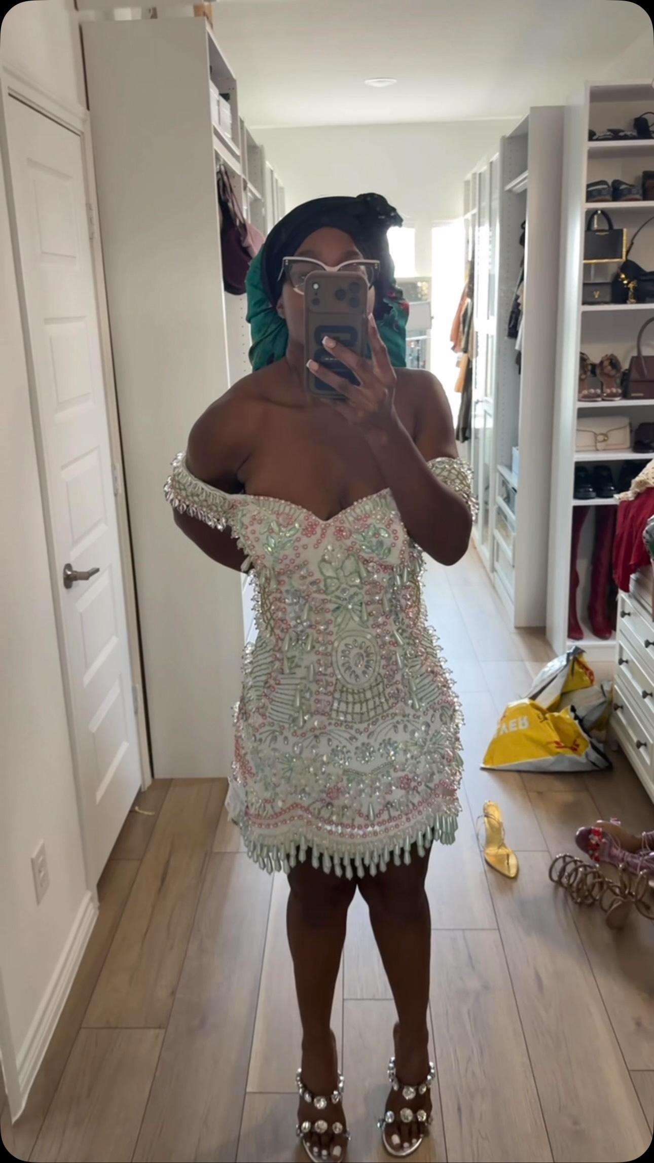 white cocktail dress for wedding KissProm Square Neck Satin Short with Bow Back and Veil, Diamond White / 2 vintage Lace wedding dresses neck keep it breezy Women A Line Backless Size:9.5 US Women (6.5 AU/UK)