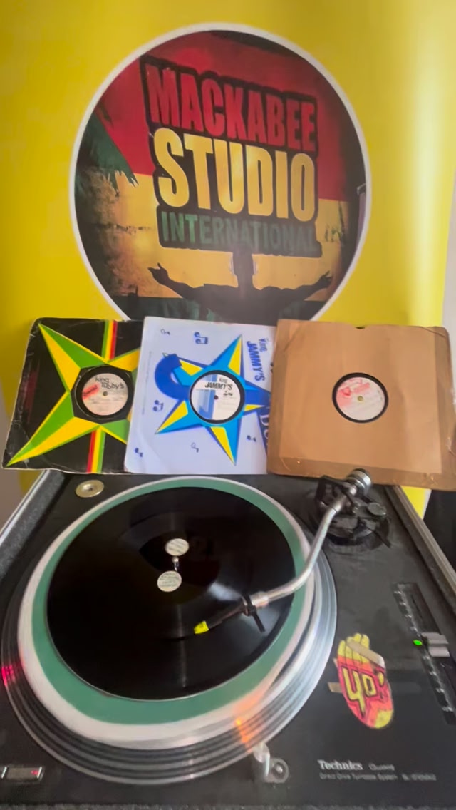 ? EXCLUSIVE MACKABEE DUBPLATE ALERT! ? One-A-Way Special 