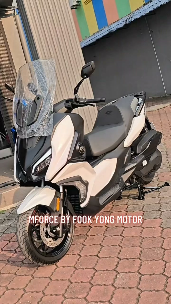 The QJMotor Fort 350 (also known as the Fortress 350) is a premium
