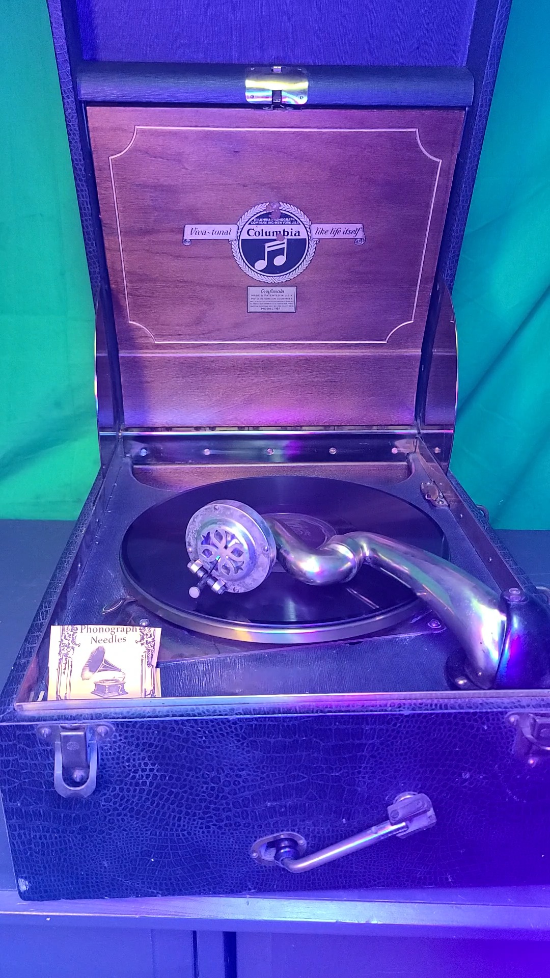 Restored 1926 Columbia Viva Tonal Model 701 phonograph