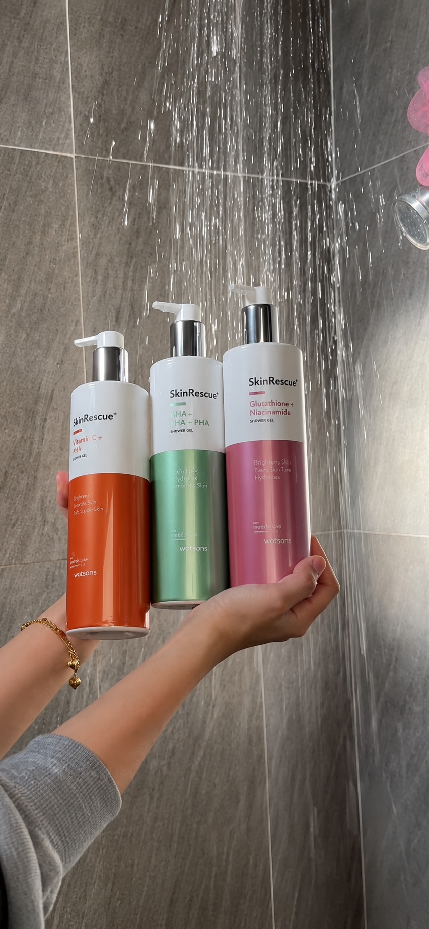 Better skin starts with the right shower routine. Give your skin the care it deserves with SkinRescue+ Shower Gel! 🫧💙 Available in 3 variants to suit different skin needs ✨, Get yours now at 