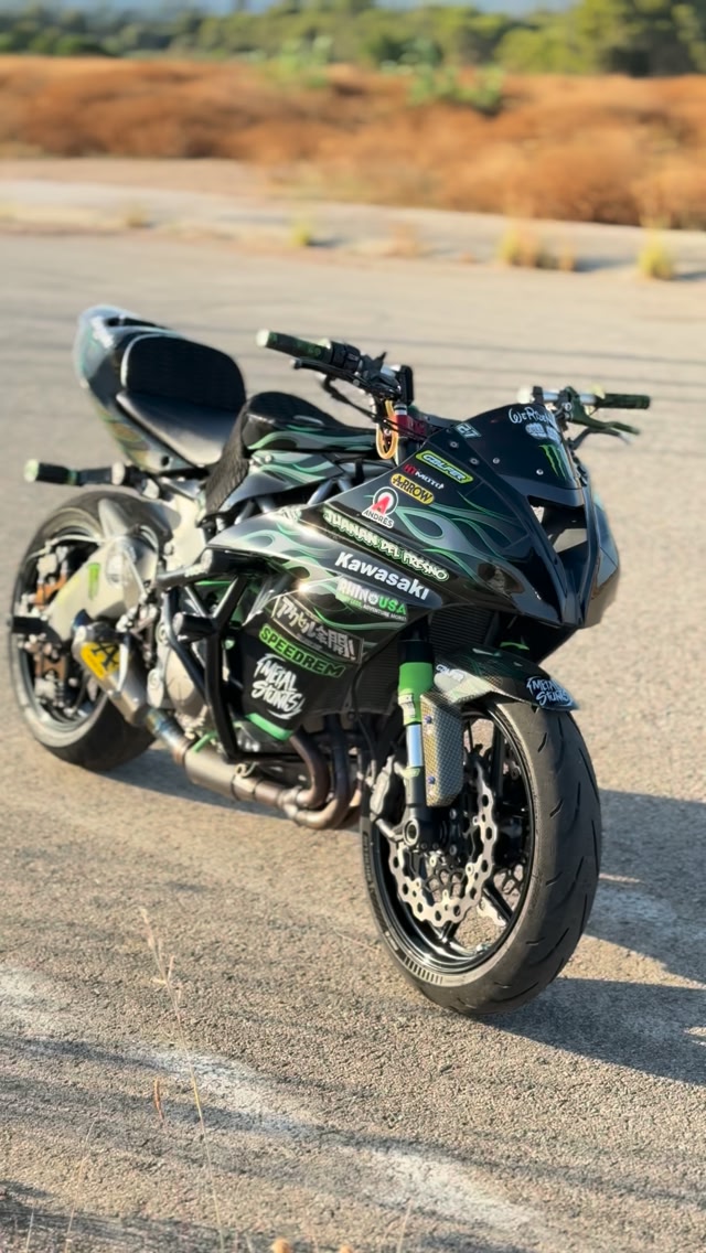 Kawasaki ZX-6r in my stunt mode 😉 | Juanan Del Fresno