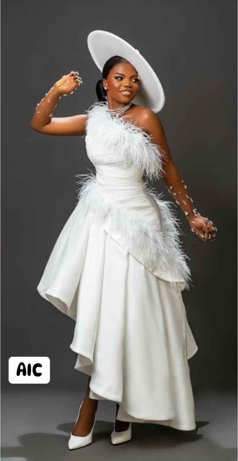can you wear white shoes with an ivory dress wedding dress? SCH001672_B_M