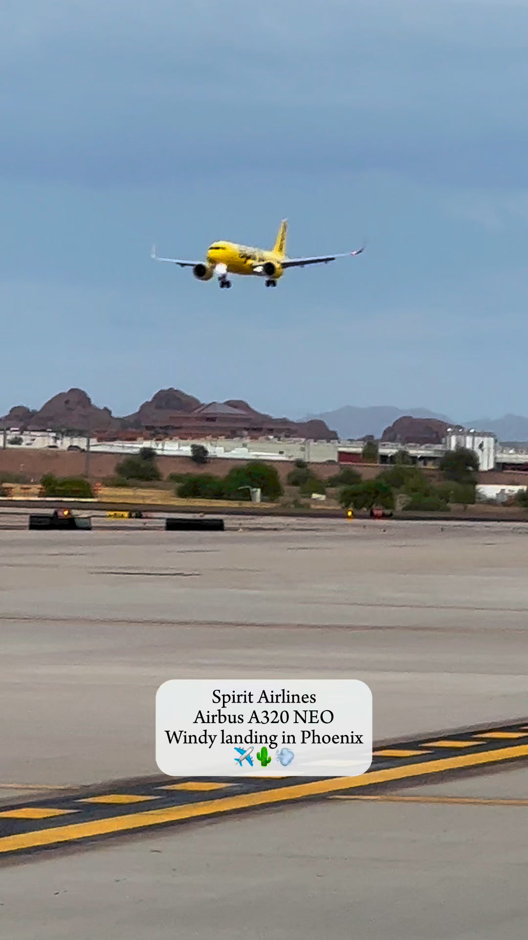 Another one heads into storage✈️🏜️ This Airbus A321-271NX