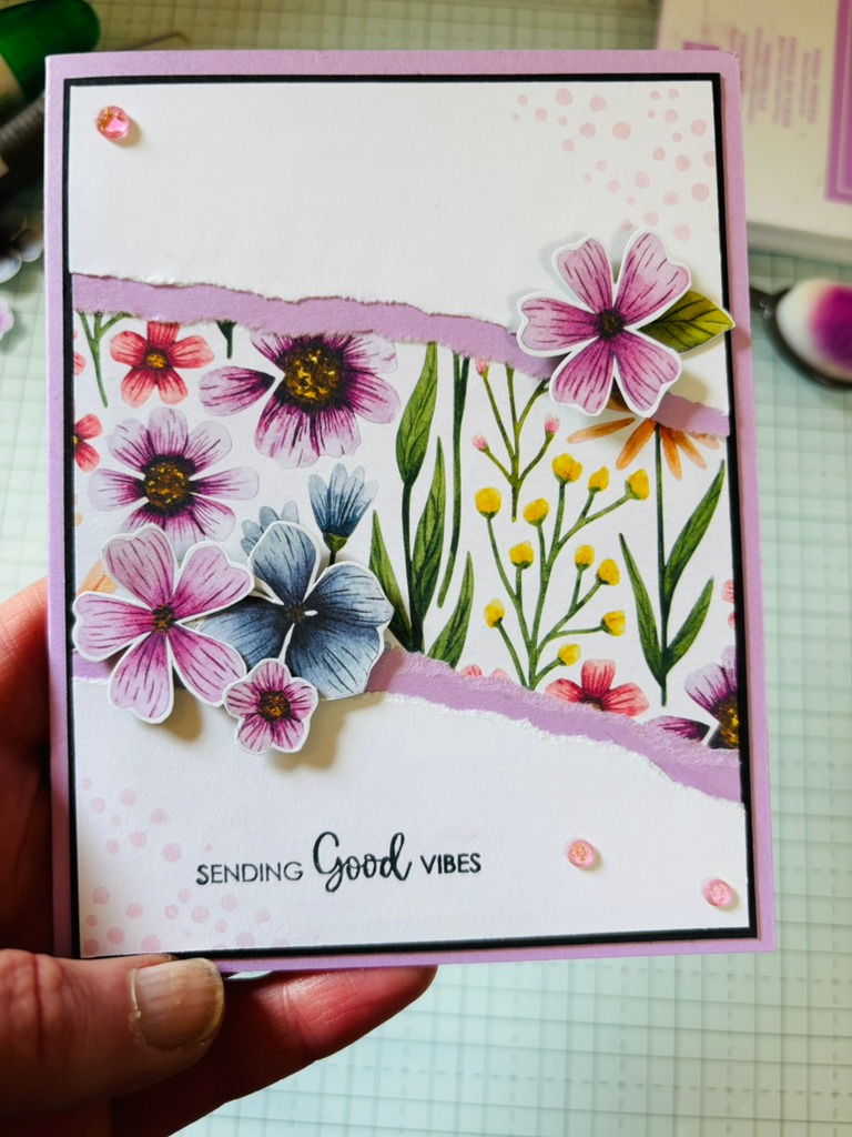 Cardmaking Technique Alert! Have you tried a fault-line card yet? ️🌸 ...