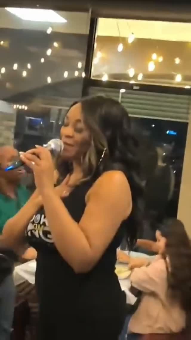 The Way Cover Part I by Ashley at Hooked on Bingo and Karaoke at King Cajun Crawfish in Orlando Florida , #karaoke | Jenitra Harp