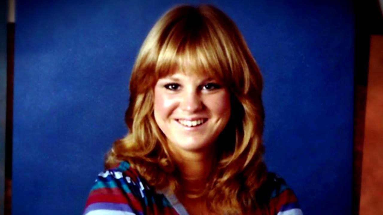 Dreams And Nightmares On The Case with Paula Zahn A teenage girl is