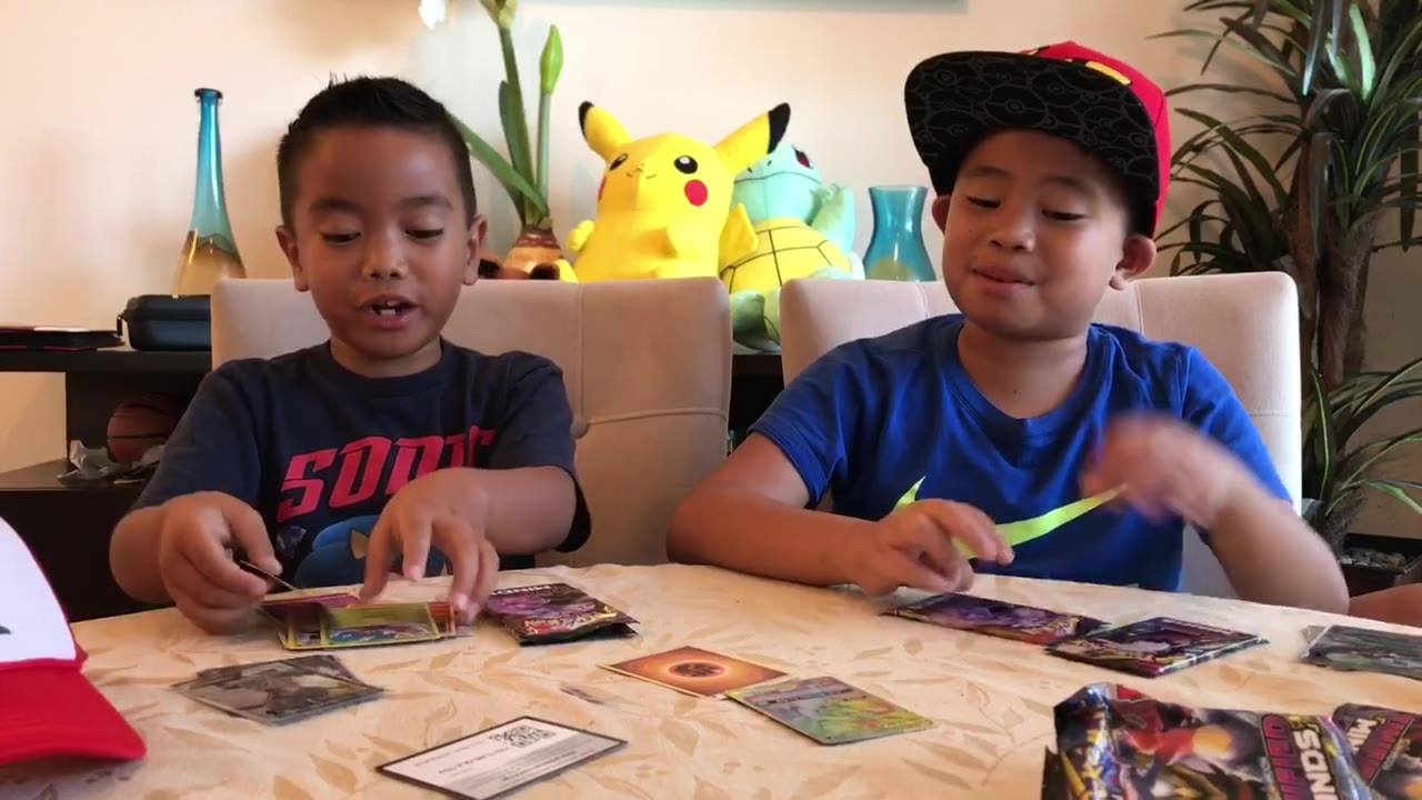 てつお　 Watch the excitement build as a young boy dives into Japanese