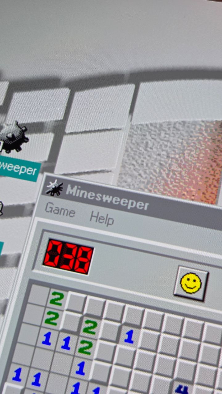 Microsoft Minesweeper turns 34 yrs old! #retrogaming #arcade