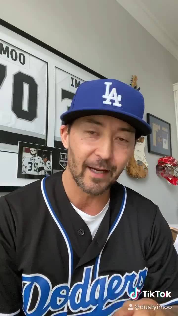 Bruno Mars showing the Dodgers some love 💙