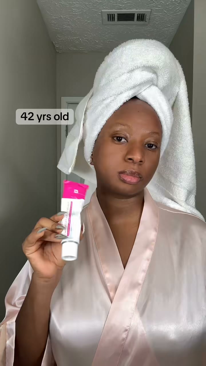 Taisha - Brand Ambasador for 24K Gold wrinkle perfecter