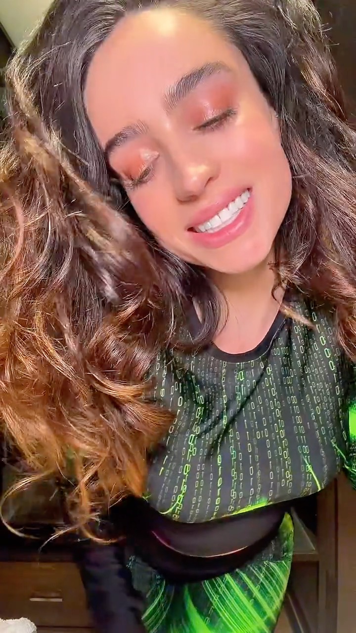 Sommer Ray (@Sommerrayofficial) - Photos | Facebook