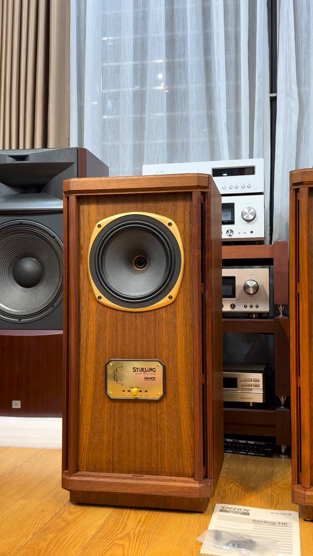 Siêu Phẩm Tannoy Stirling HE Đẹp Xuất Sắc , Trùng Seri