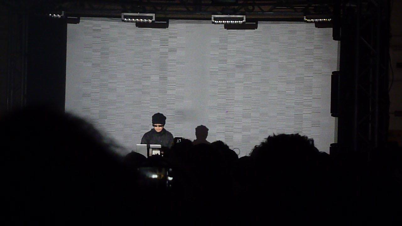 Ryoji ikeda and Carsten Nicolai focuses on the visualisation of 