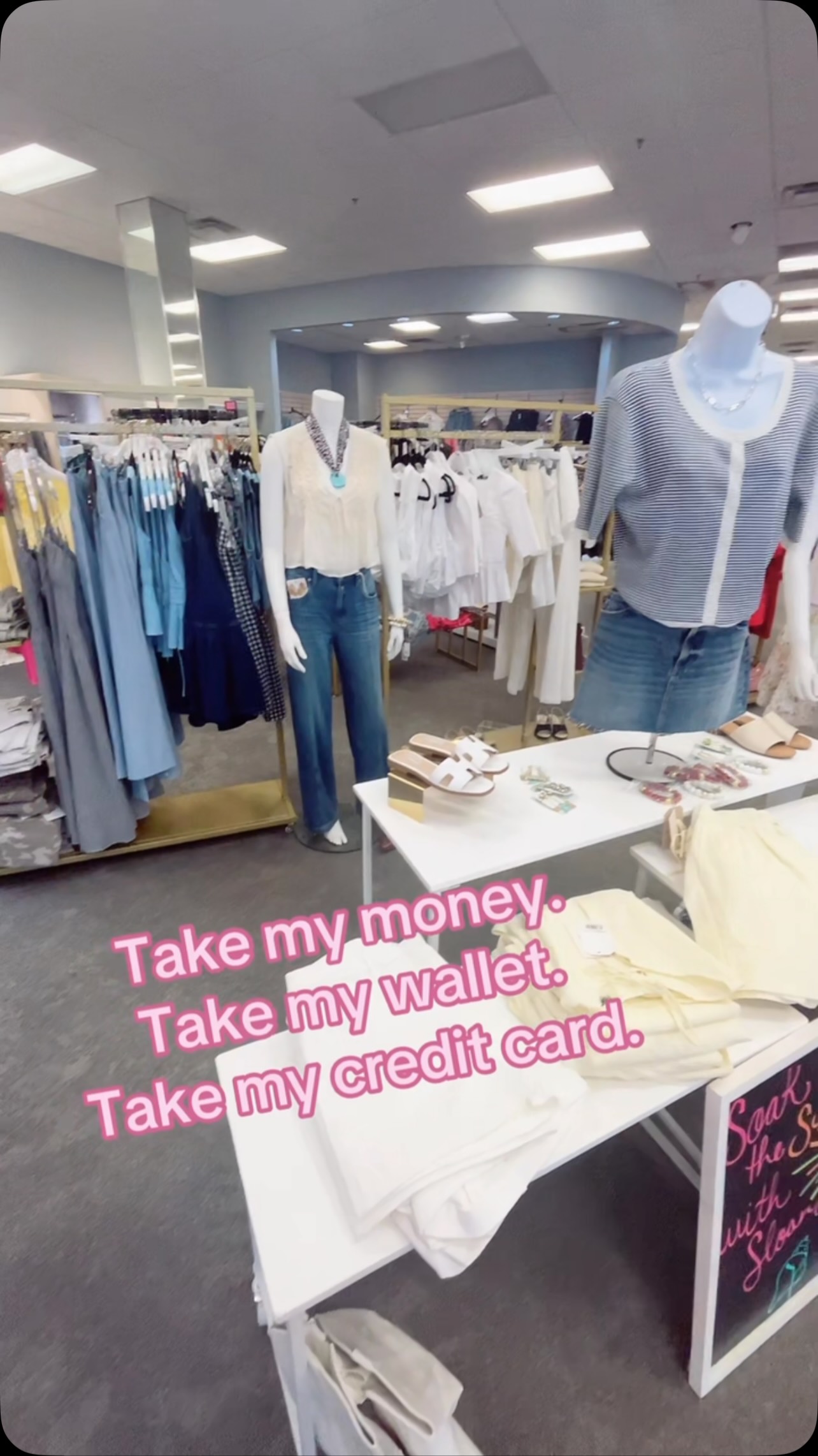 formal dress stores in bossier city la Handing over my card 🤭🛍️, #formals #sale #sloans #homecoming #boutique | Sloan's Formals & Boutique 20200217