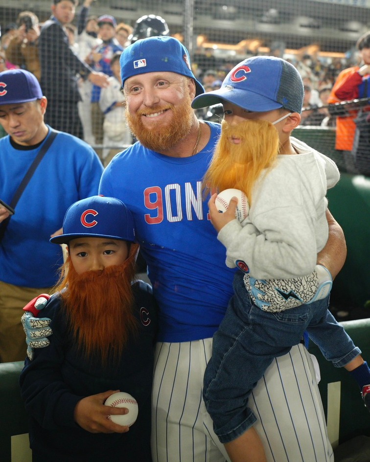That Japan #Cubs Hat Tho …. 🔥🔥