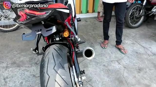 GP1RS Slip-On Exhaust System for the 2023-2024 Kawasaki ZX25R