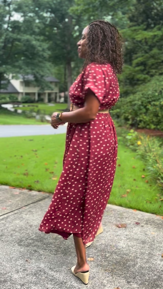 burgundy maxi dress lace Mesh Overlay A122 Size:AU 16 %0D%0A%0D%0A%26nbsp%3B%0D%0A%0D%0A%26nbsp%3B%0D%0A*%26nbsp%3BOrder%20one%20size%20up%20for%20a%20relaxed%20fit Sage Stretch Cotton Dress