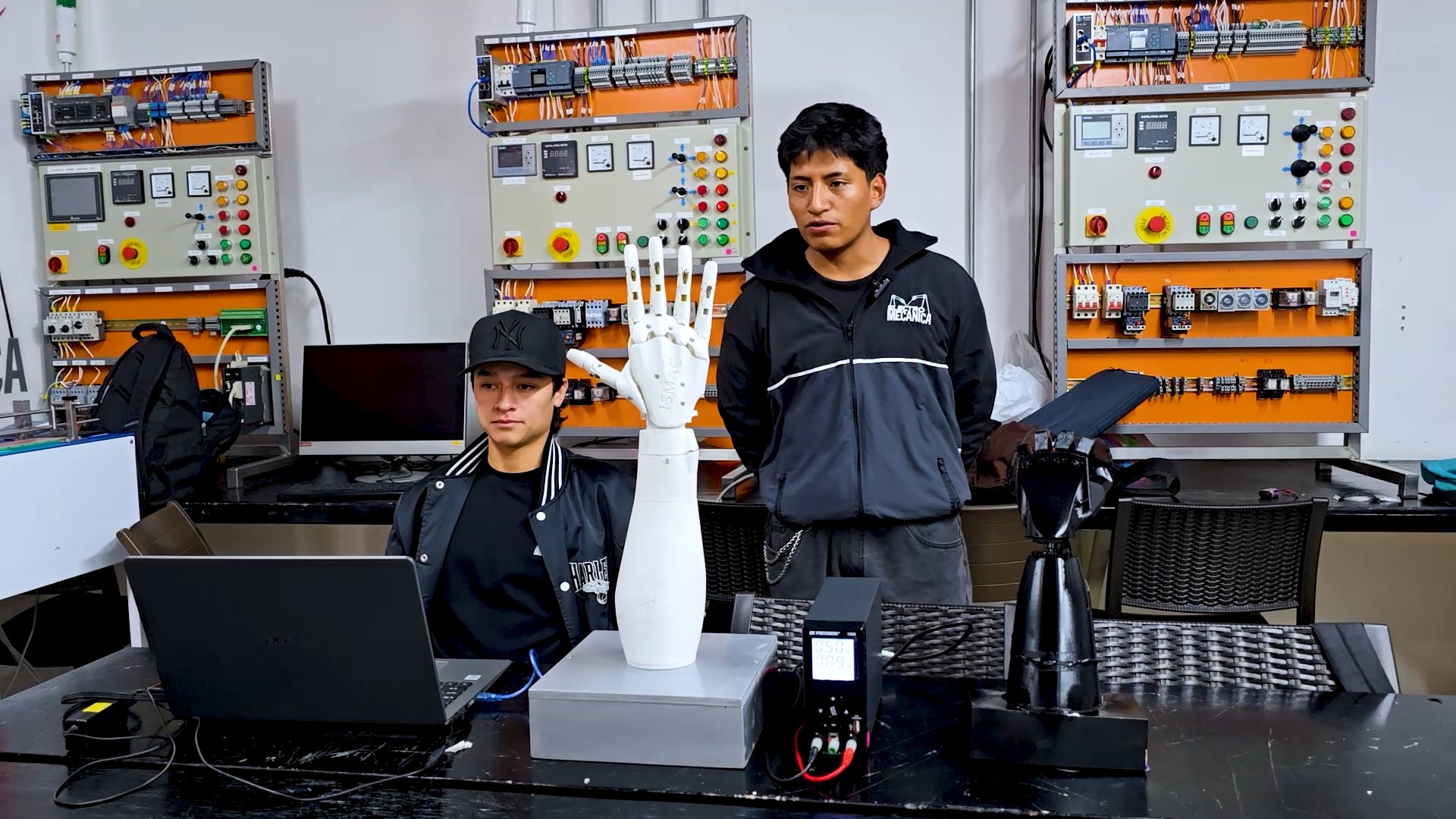 ⚙️🔧 ¡La #Electromecánica en #ISMAC sigue evolucionando! 🚀⚡ En #ISMAC ...