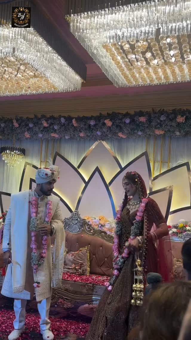 Monu Bhai Lehenga Wale on Reels | Facebook