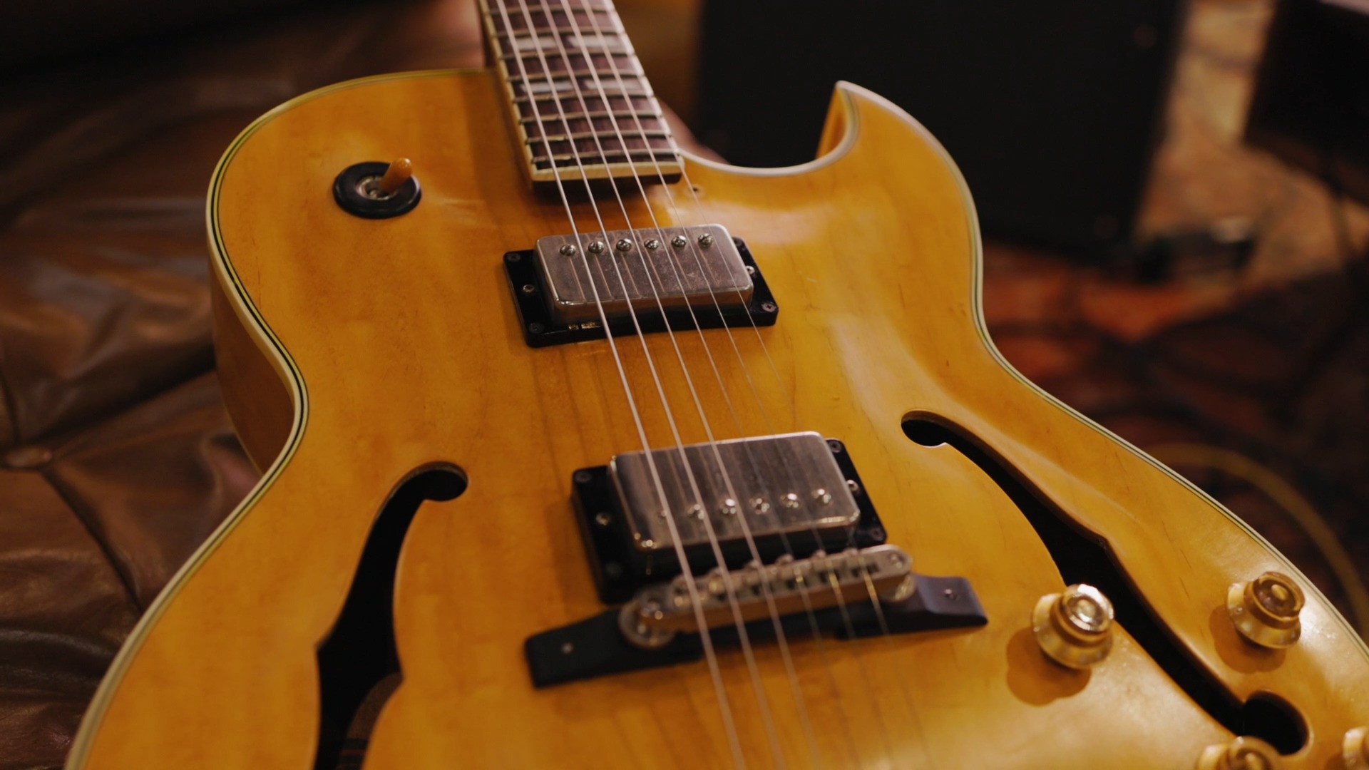 A classy Japanese-built semi-acoustic with vintage character, the 