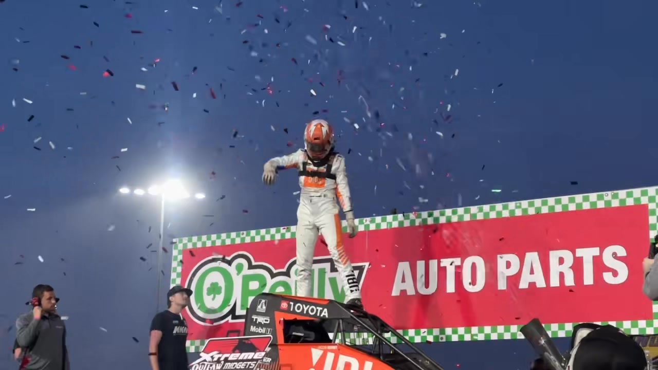𝐁𝐑𝐈𝐍𝐆 𝐎𝐔𝐓 𝐓𝐇𝐄 𝐁𝐑𝐎𝐎𝐌 🧹 Jacob Denney Racing - JDR conquers his first trip ...