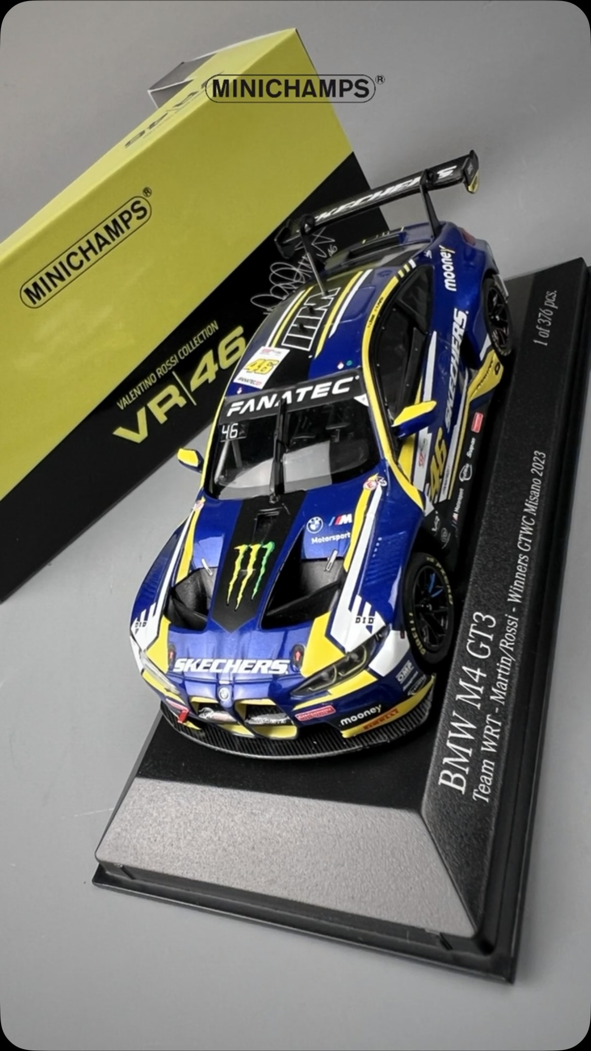 Minichamps - #auction MCLAREN F1 GTR PROTOTYPE RED WITH RED