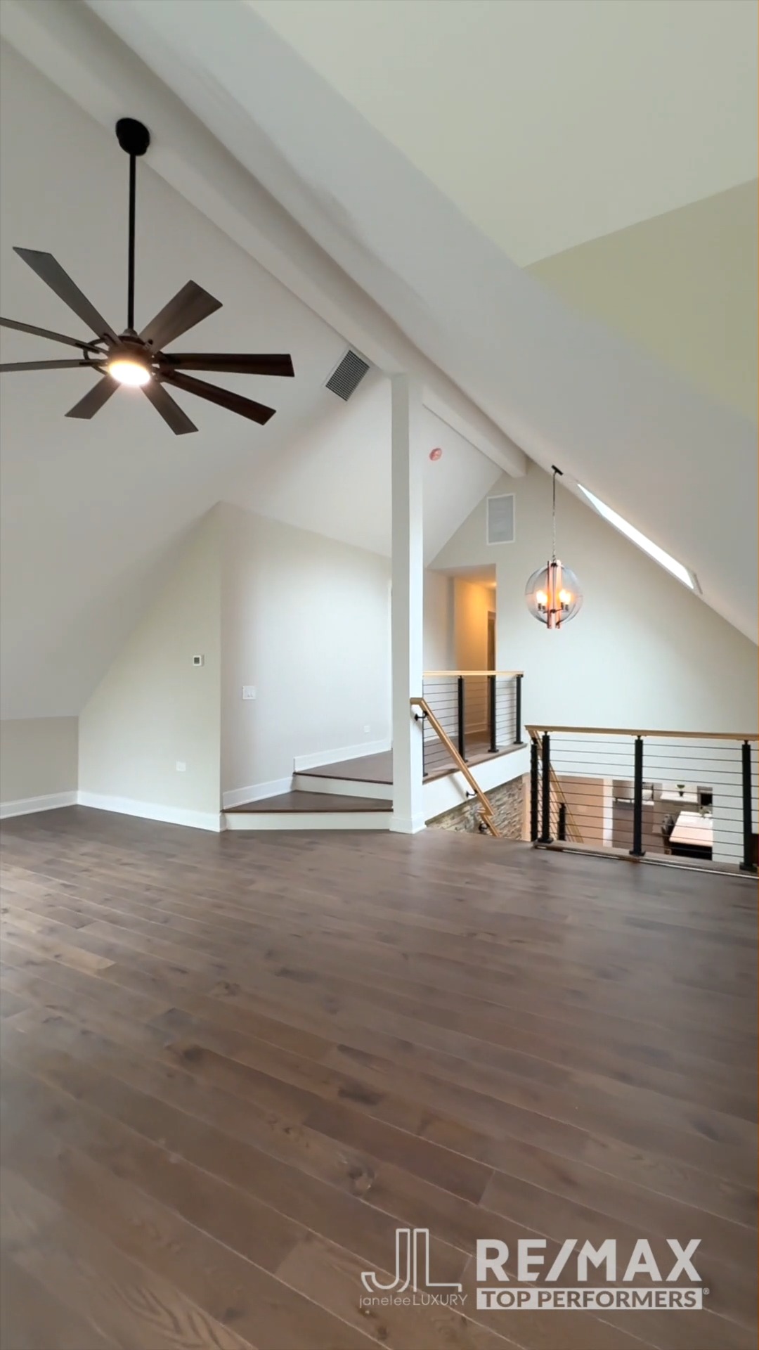🎥 Video Tour: 6517 Saddle Ridge Ct, Long Grove ✨ Take a tour of