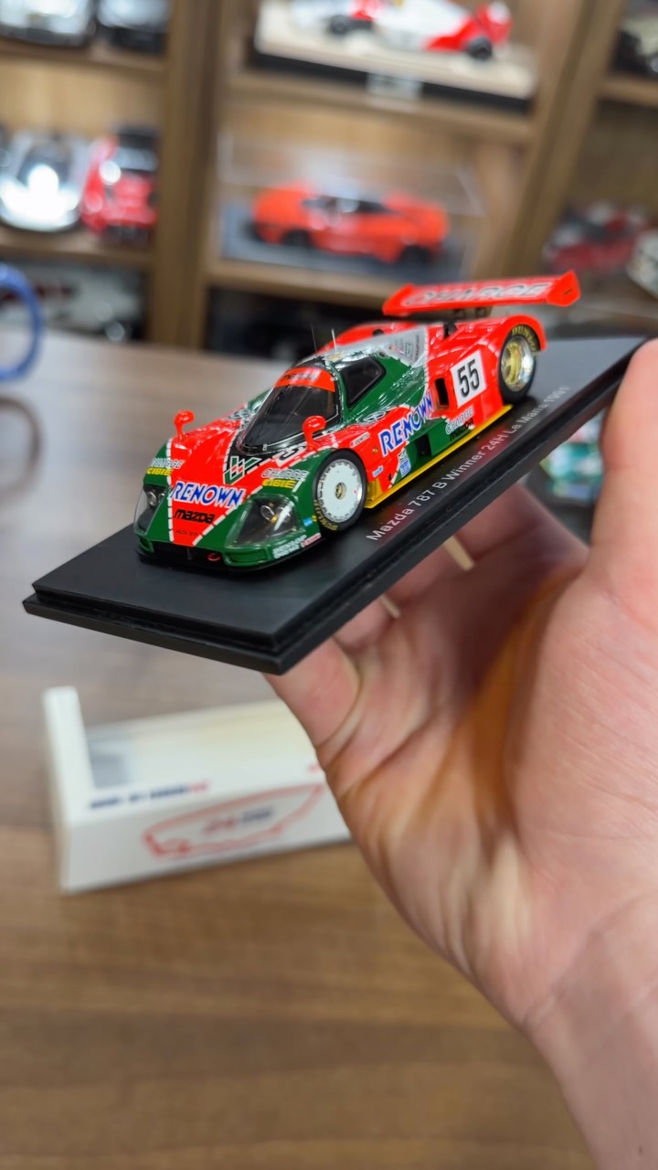 Mazda 787B • 1991 24h Le Mans Winner • Johnny Herbert, Volker