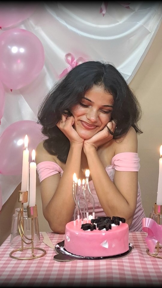Save for your birthday inspo🤭🩷🥂, #birthday #birthdayphotoshoot #photoshoot #fyp #viral , (Photoshoot, Photoshoot idea, Photoshoot ideas, Photoshoot at home, Birthday Photoshoot idea,Birthday 