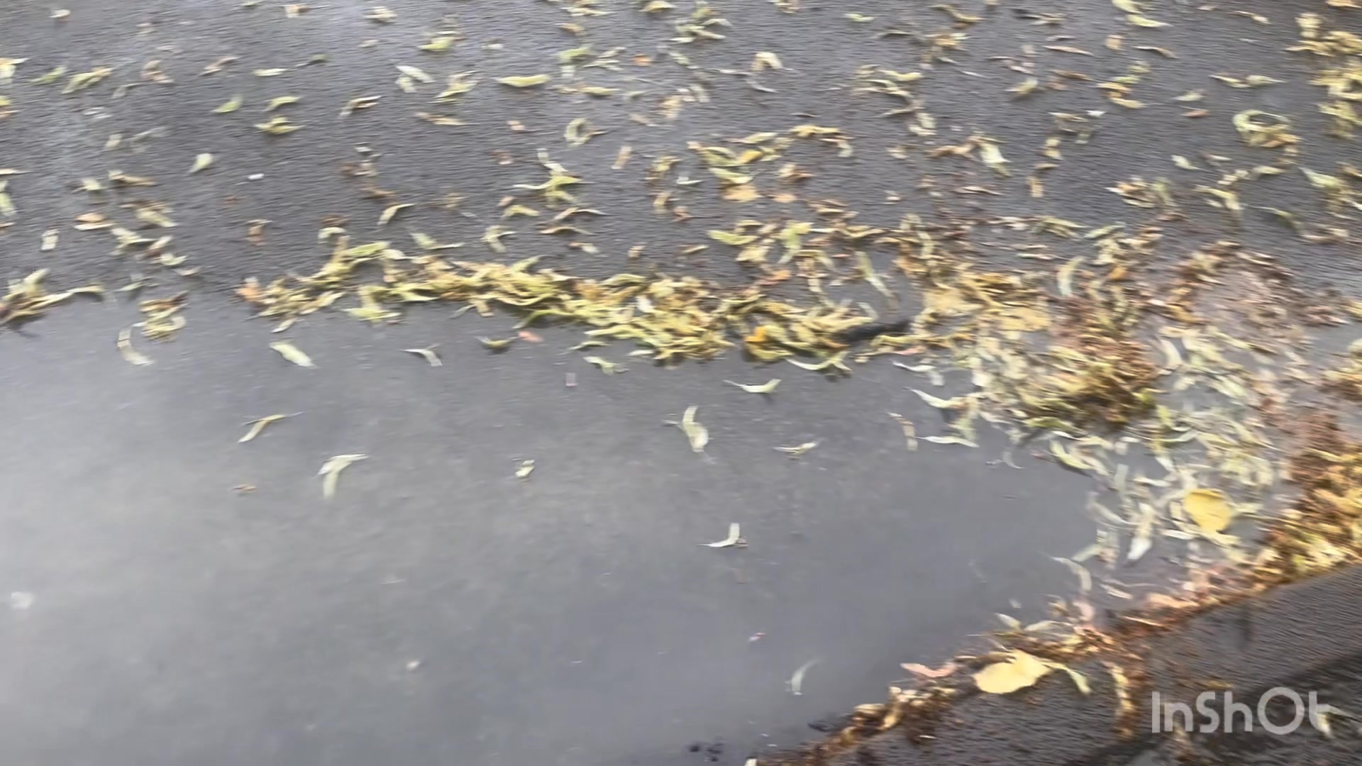 💧 A burst water main has caused... - Northants Telegraph | Facebook