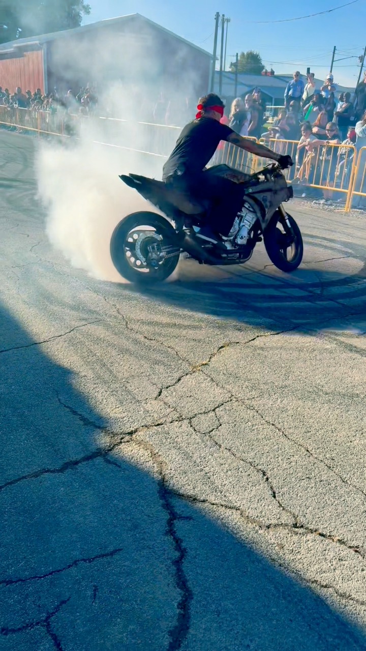 Ride 4 Life  ¥ellow Bucks Ride4Life (@Ride4LifeOfficial) • Facebook