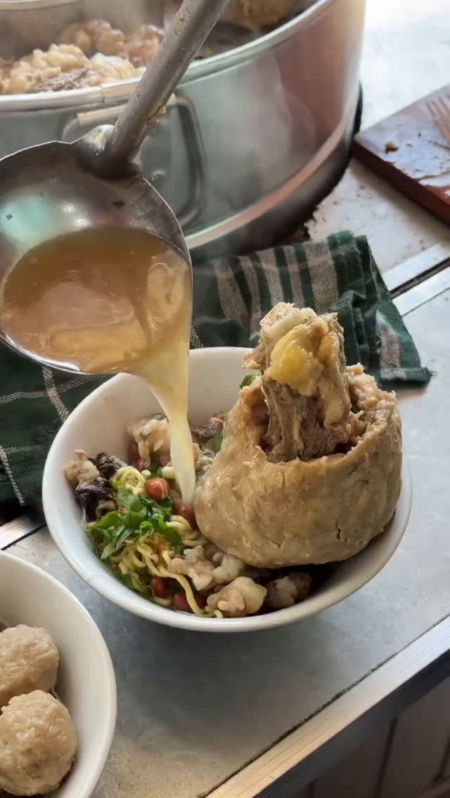 BARU DI CILACAP‼️KEDAI BAKSO SI PONYO . Denger2 bakso si ponyo ini udah ...