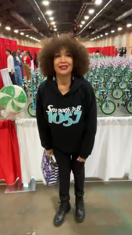 Janet G checking in for Christmas in the Park! | Smooth R&B 105.7